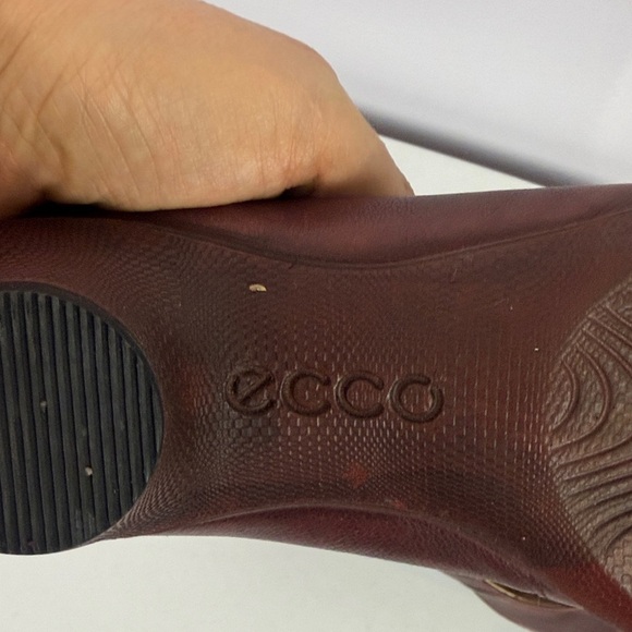 Ecco Women's Burgundy Leather Mary Jane Clogs Size 39 - Picture 10 of 11